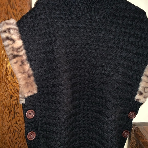 Aspen Kids Us S (7-8). Beautifully made sweater. Turtle neck. Never worn. - Picture 6 of 16